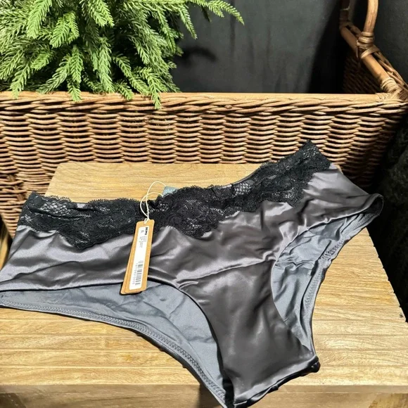 SKIMS Black Satin Bikini Set - Picture 11 of 12